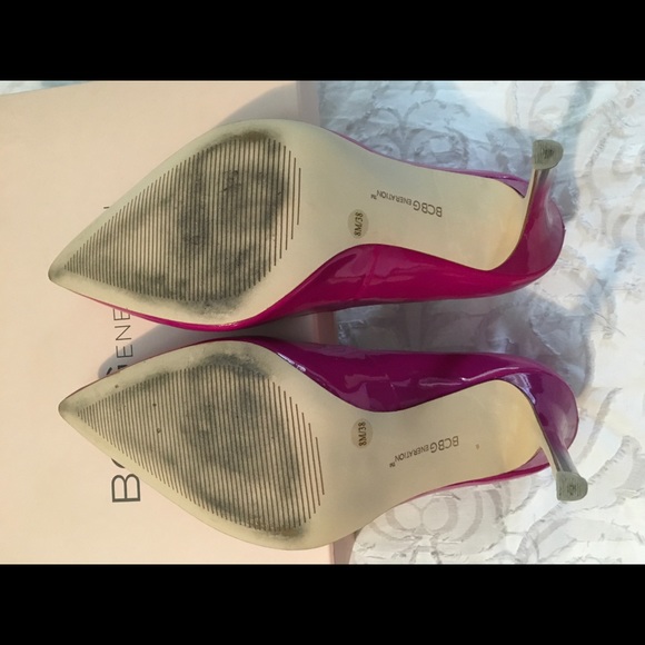 Gently worn pair of magenta BCBG heels. - Picture 7 of 7